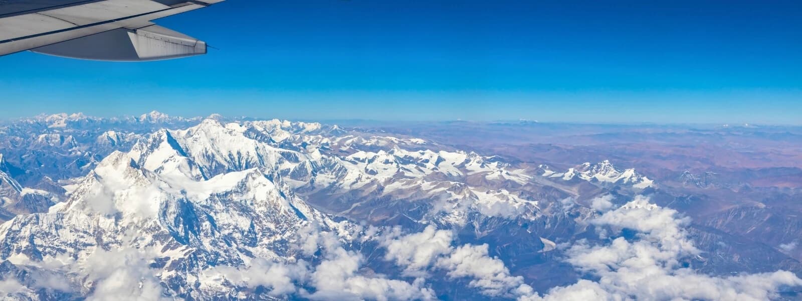 The Ultimate Guide to Choosing the Best Everest Mountain Flight
