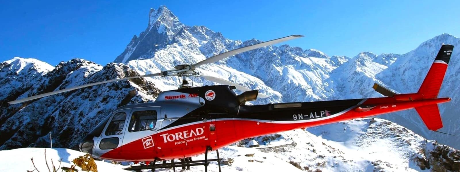 Panoramic view of Mount Everest from a helicopter during an Everest tour